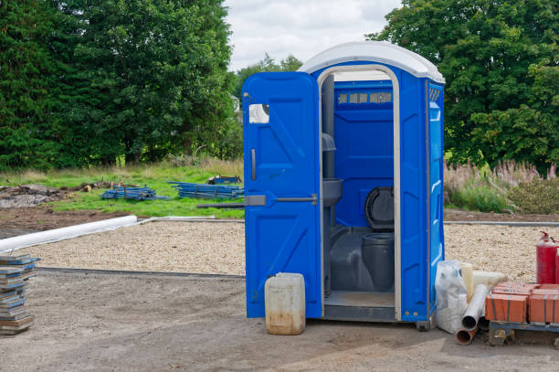 Types of Portable Toilets We Offer in Villa Ridge, MO